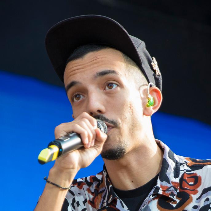 crop1-8219891224d49420626867f38005f24fc3cb219e.jpeg